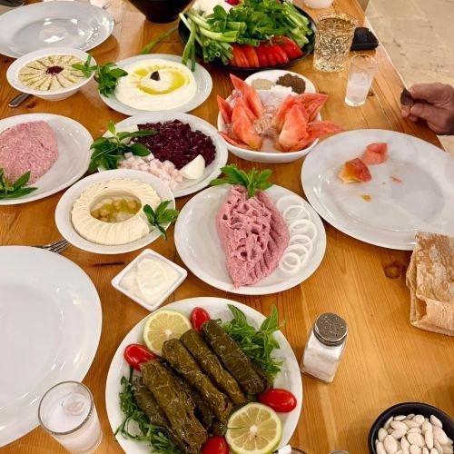 Tours In Rose